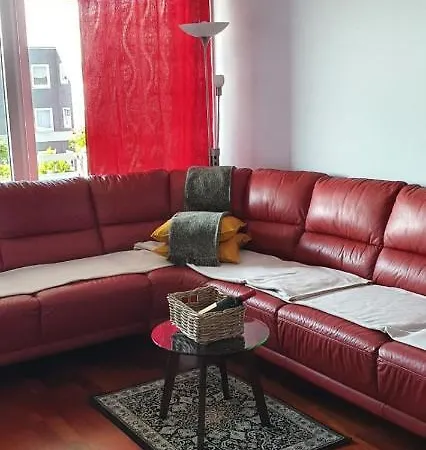 Santana 59 Mit Aufzug Und Balkon * Радевормвальд