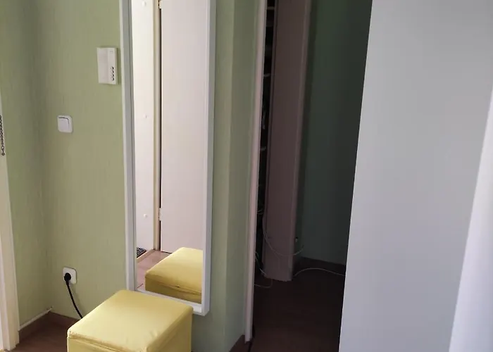 Santana 4-59 Mit Aufzug Und Balkon